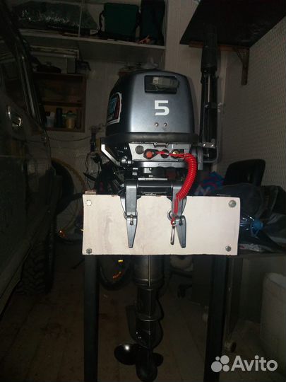Лодочный мотор 5 л с
