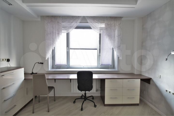 4-к. квартира, 98 м², 4/22 эт.