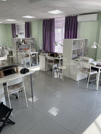 Аренда места мастера маникюра