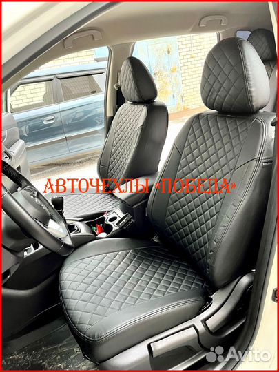 Чехлы Nissan X-Trail T32 из экокожи чёрные Ромб