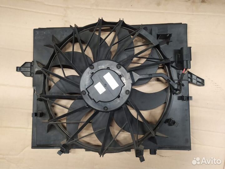 Вентилятор охлаждения BMW e60/61 520/525/530