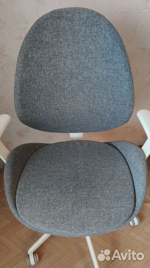 Компьютерное кресло IKEA хаттефьелль