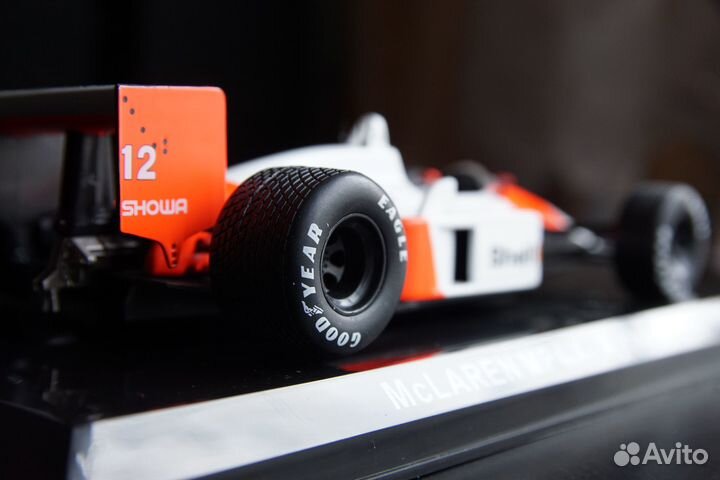 Formula 1 McLaren Mp4/4 1988 Senna 1:24