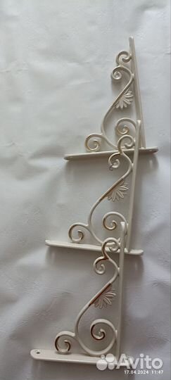 Держатель для полок