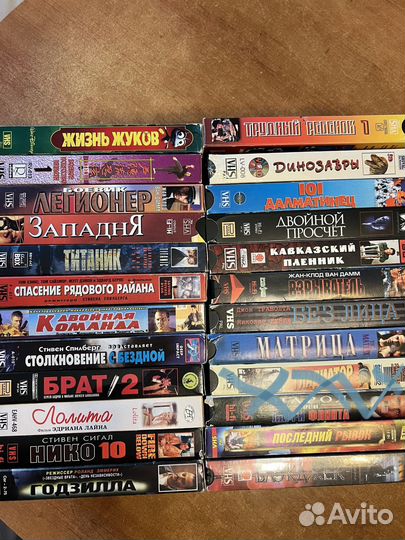 Видеокассеты с фильмами