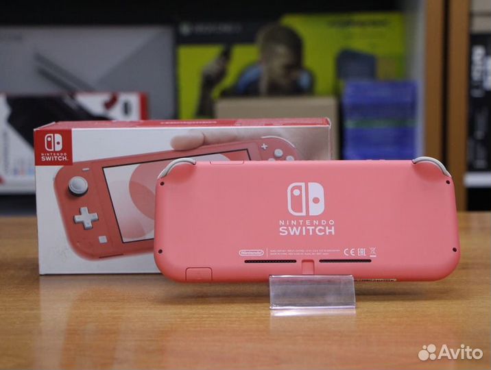 Nintendo Switch Lite (Коралловый) (HDH-001) бу