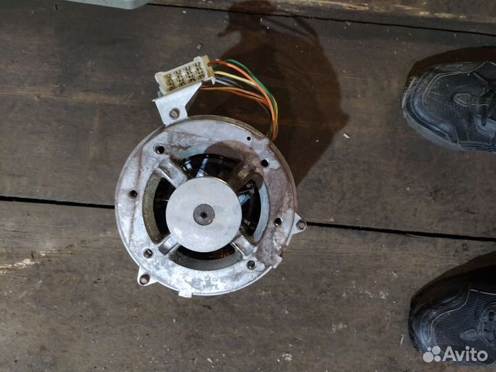 Электродвигатель 220в