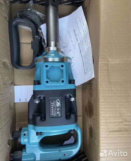 Грузовой пневматический гайковерт