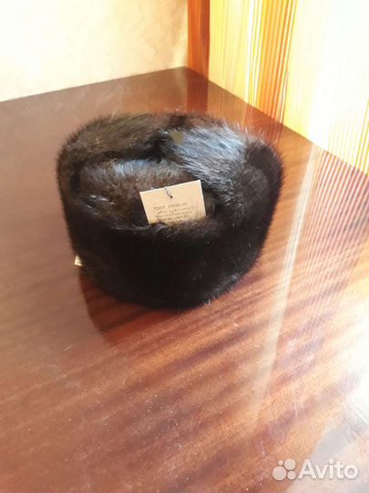 Мужская шапка