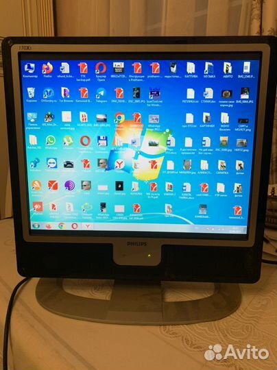 Монитор Philips 17