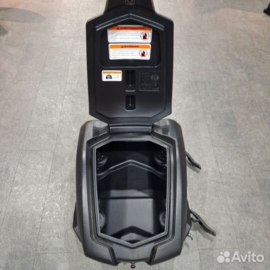 Кофр 40Л REV-XM BRP 860201196