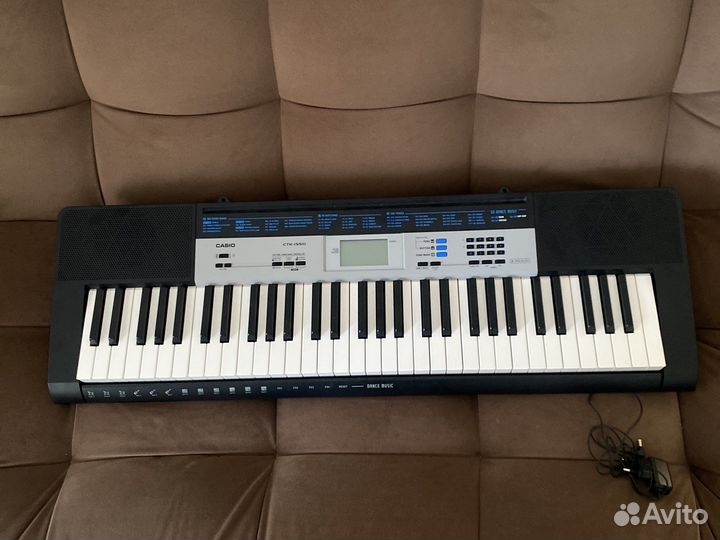 Синтезатор Casio rtk-1550