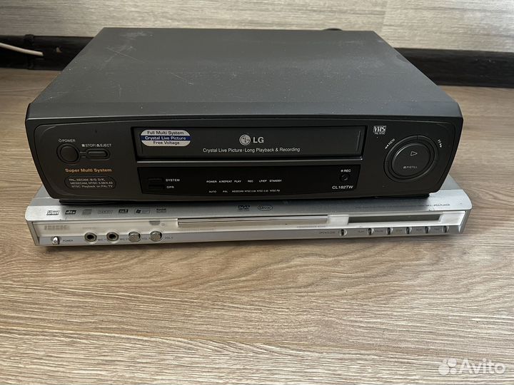 Видеомагнитофон dvd