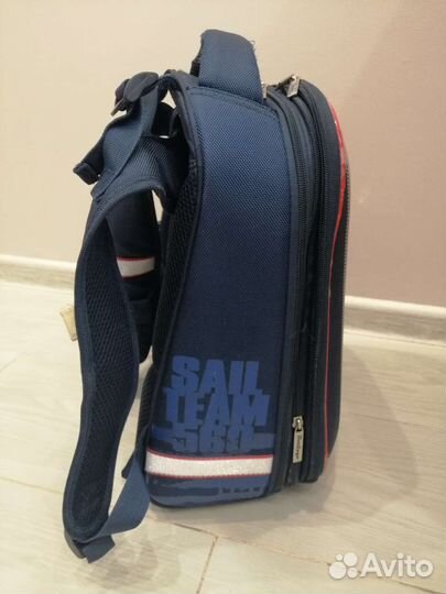 Рюкзак школьный