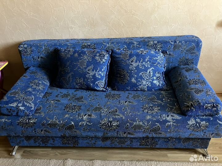 Диван-книжка на дачу