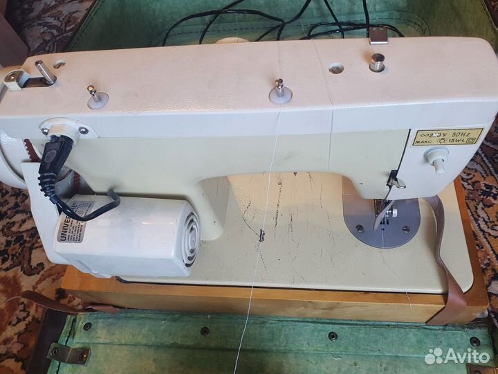 Швейная машинка чайка 132м