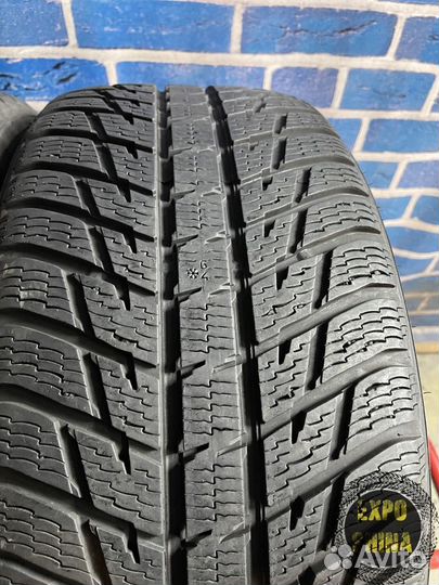 Nokian Tyres WR SUV 3 275/45 R20