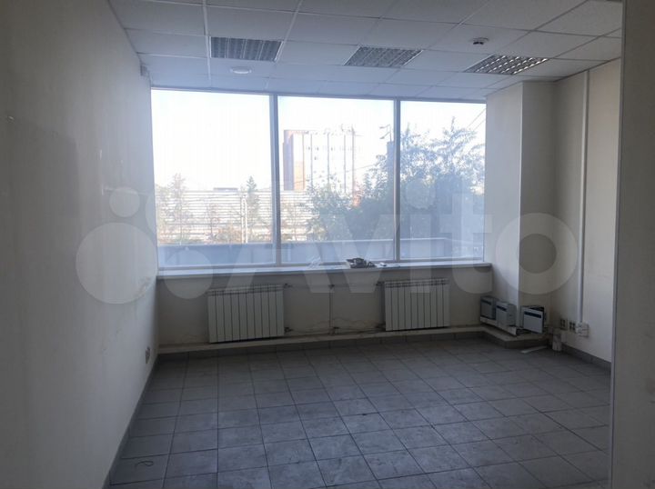Свободного назначения, 290 м²