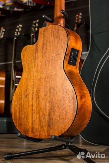 Классическая гитара 4/4 Sevillia (комплект)