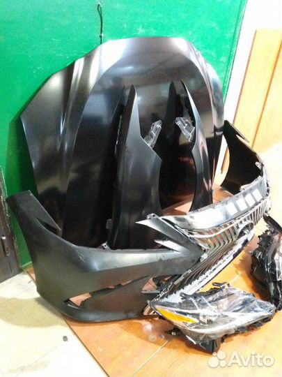 Передняя часть Lexus Es 6 2012-2018