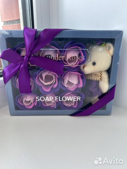 Подарочный набор с мыльными розочками