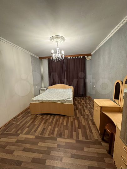 Комната 18 м² в 3-к., 8/12 эт.