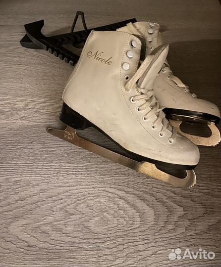 Коньки 36+ чехлы на лезвия +перчатки