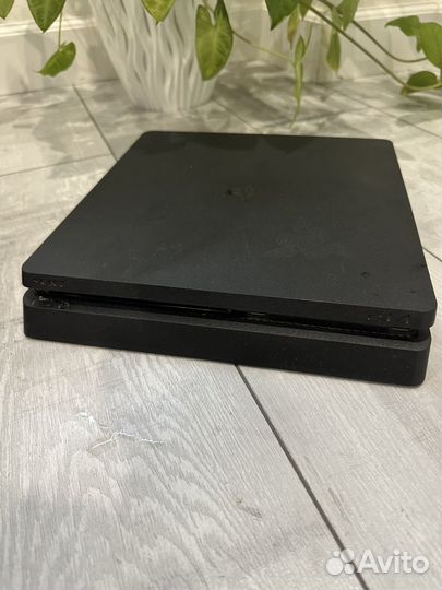 Sony PlayStation 4 Slim 2 геймпада+станция