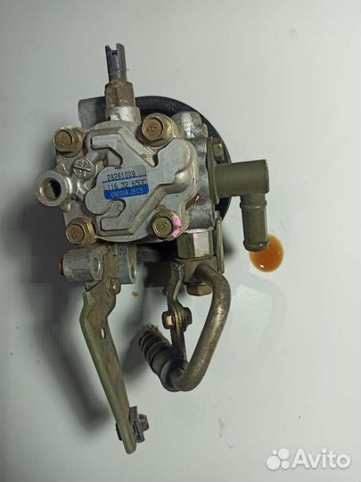 Насос гидроусилителя Mazda L3-DE