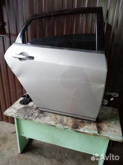 Дверь задняя правая на ниссан теана j31