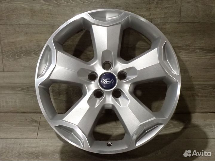 Комплект оригинальных R18 дисков Ford Kuga