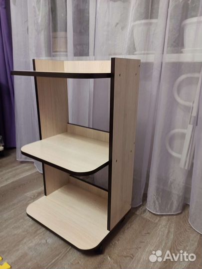 Тележка- этажерка на колесиках, новая