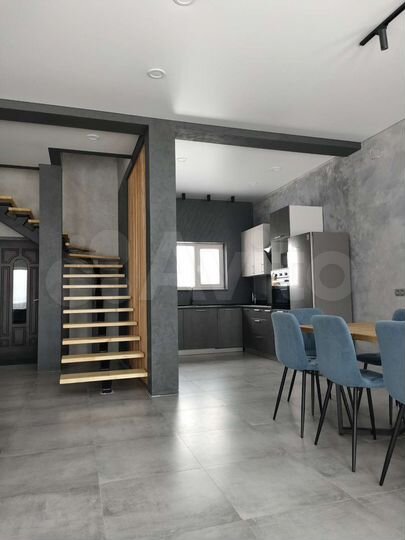 Коттедж 180 м² на участке 24 сот.