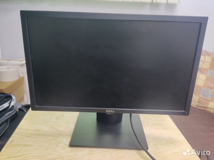 Монитор Dell 22 дюйма e2216h