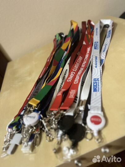 Ленты для бейджей