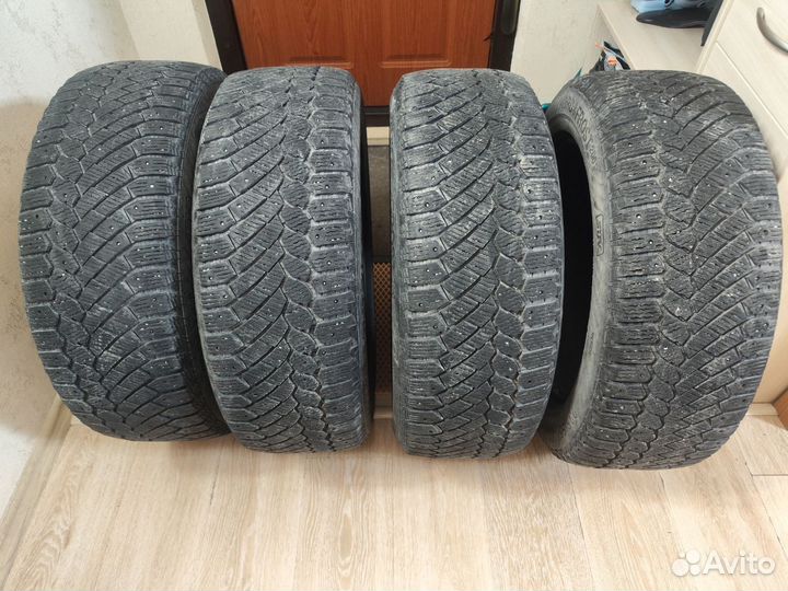 Gislaved Nord Frost 200 235/55 R19