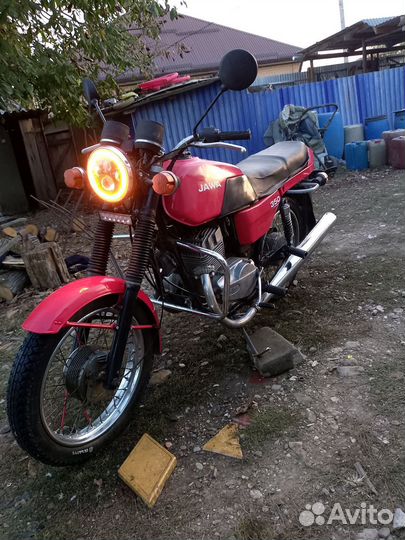 Обменяю на автомобиль