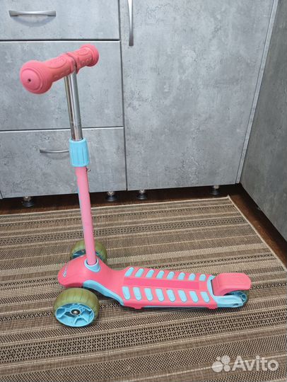 Самокат 3х колесный