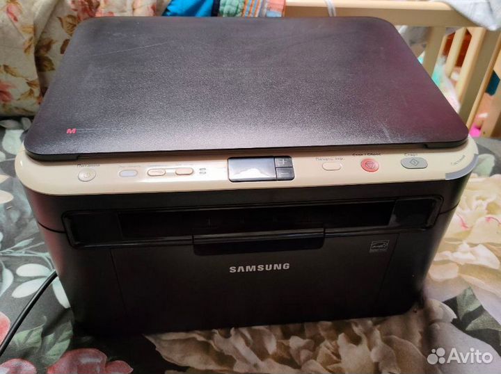 Продаю мфу samsung