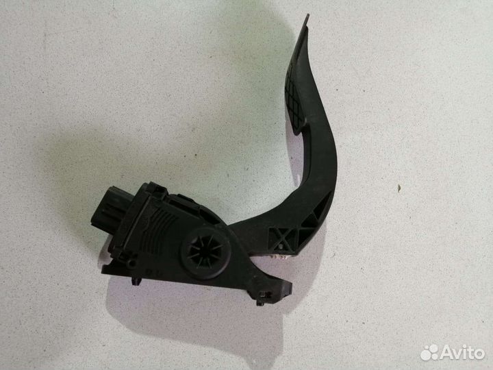 Педаль газа электронная Audi A4 B8 A5 A6 A7