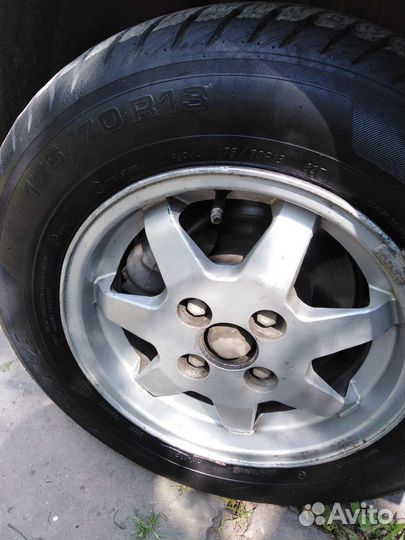 Bridgestone B391 175/70 R13 88H