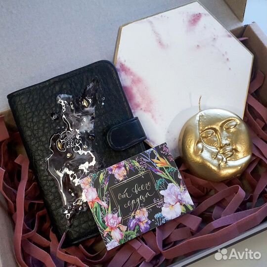 Подарочный набор-Обложка на паспорт, свеча, подста