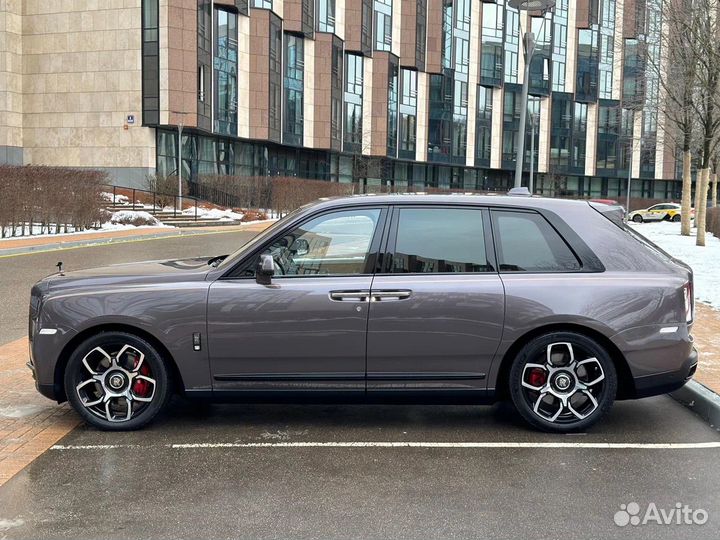 Rolls-Royce Cullinan 6.7 AT, 2022, 7 800 км