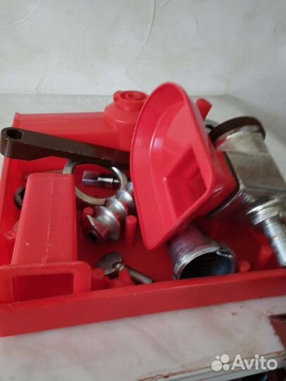 Мясорубка 3 в 1(для мяса, теста, соковыжималка)