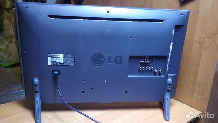 Телевизор LG 32LB580U