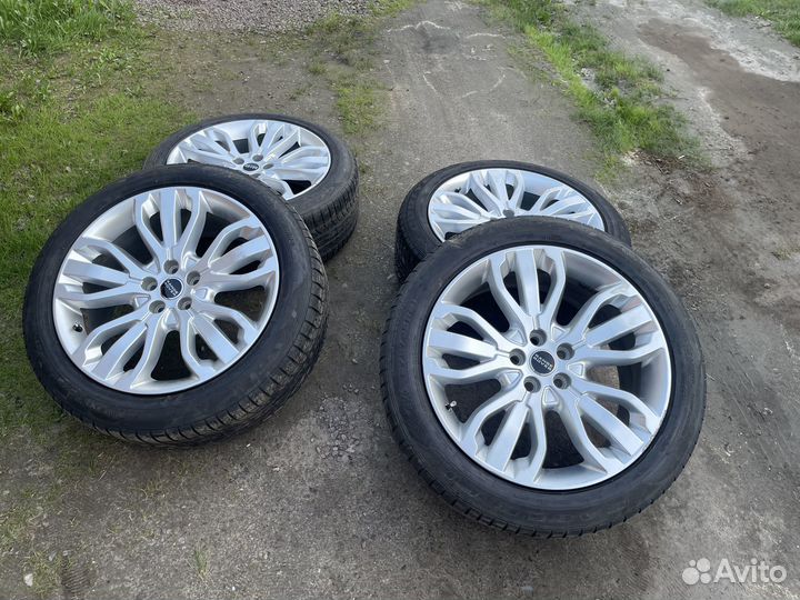 Оригинальный комплект колёс r21 на Range Rover