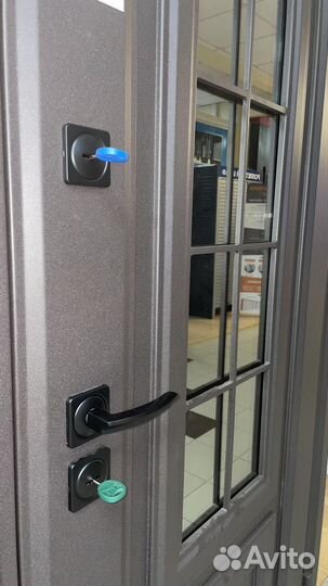 Входная дверь Сибирь с терморазрывом для дома