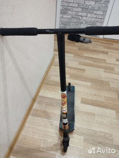 Трюковой самокат