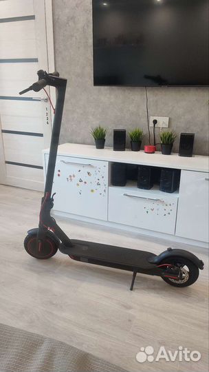 Электросамокат Xiaomi Mijia M365 Pro