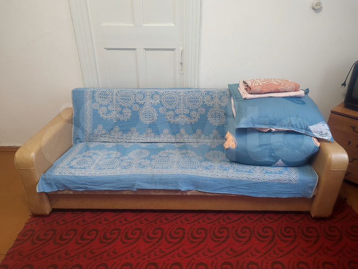 2-к. квартира, 60 м², 1/3 эт.